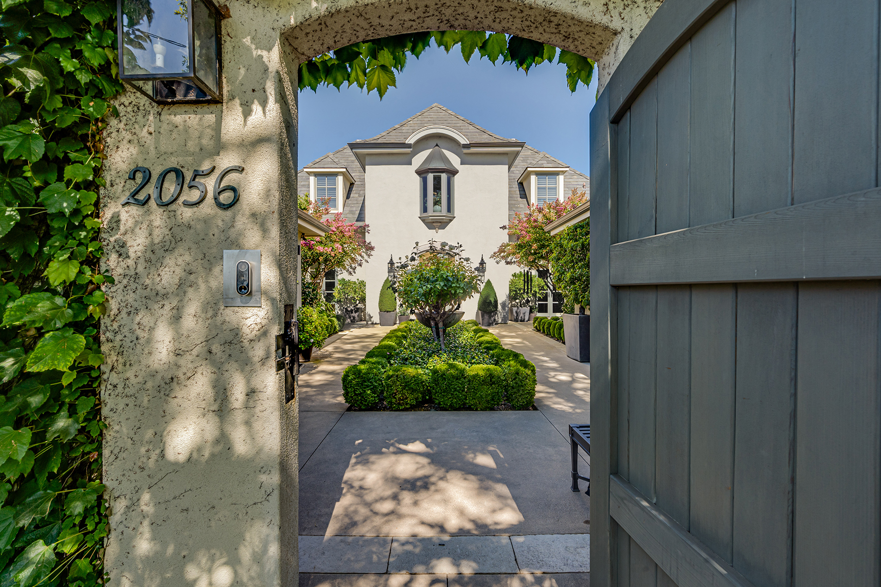 A10B - 102-DSC06871_EDITED