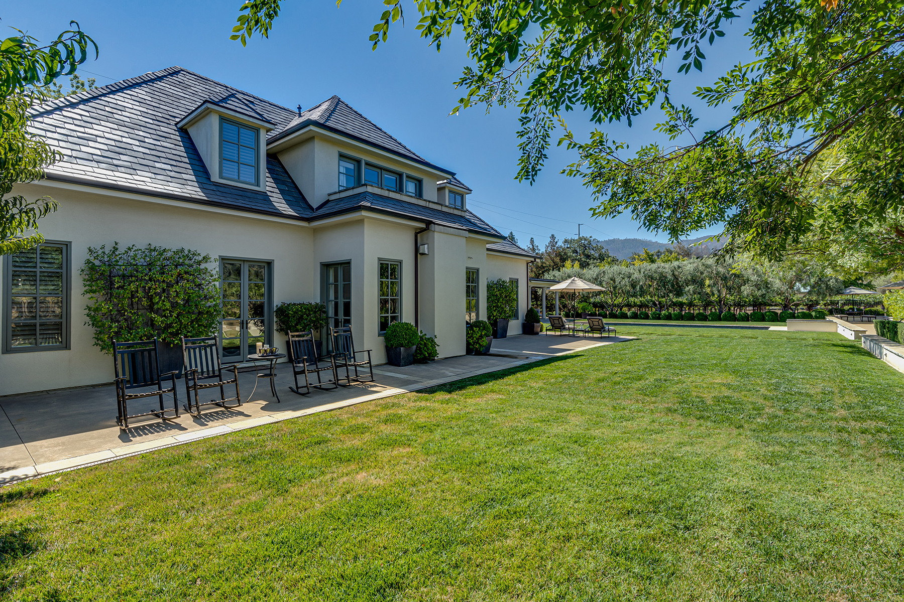 E05A - 130-DSC06955_EDITED2