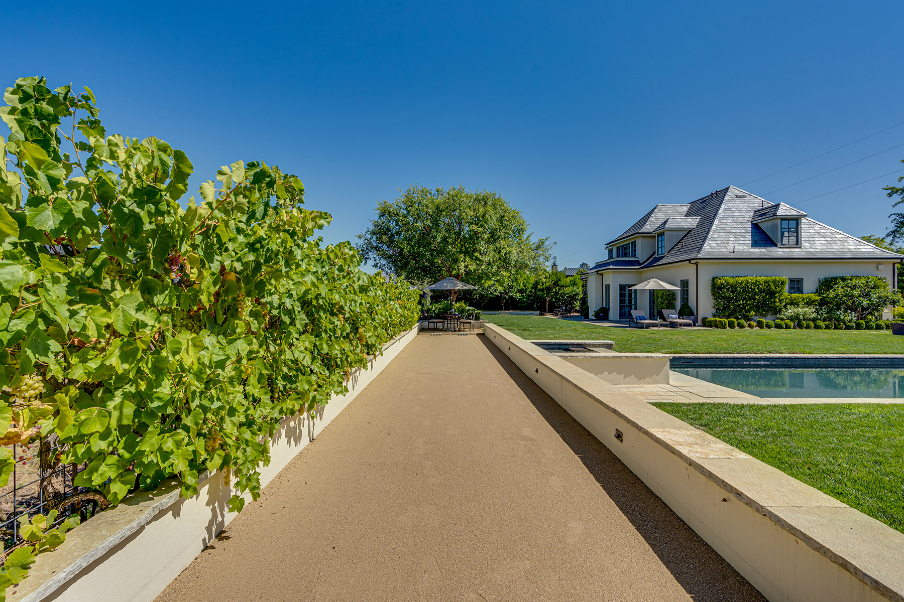 E06C - 143-DSC06993_EDITED