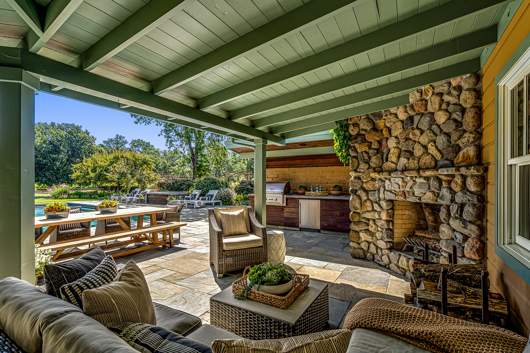 C08 - 029-DSC00930_EDITED_V2