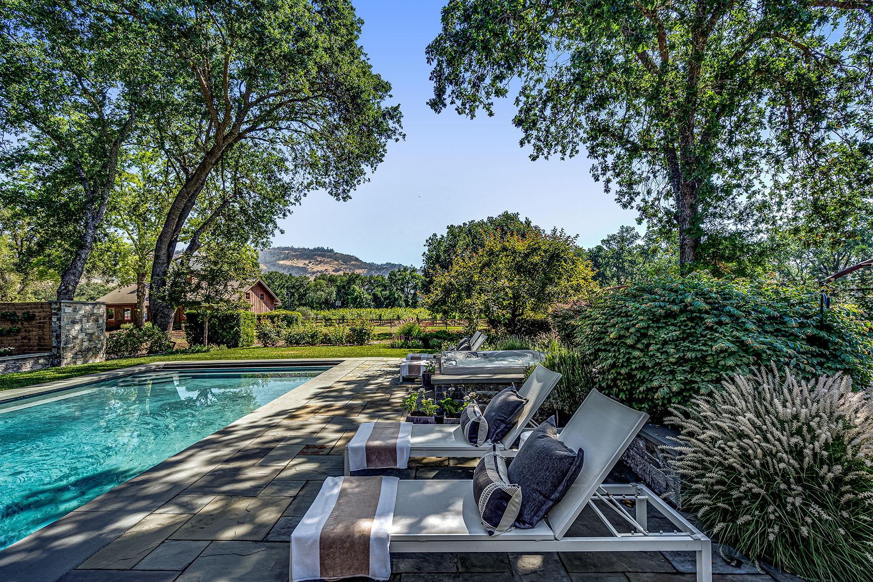 C19 - 032-DSC00939_EDITED