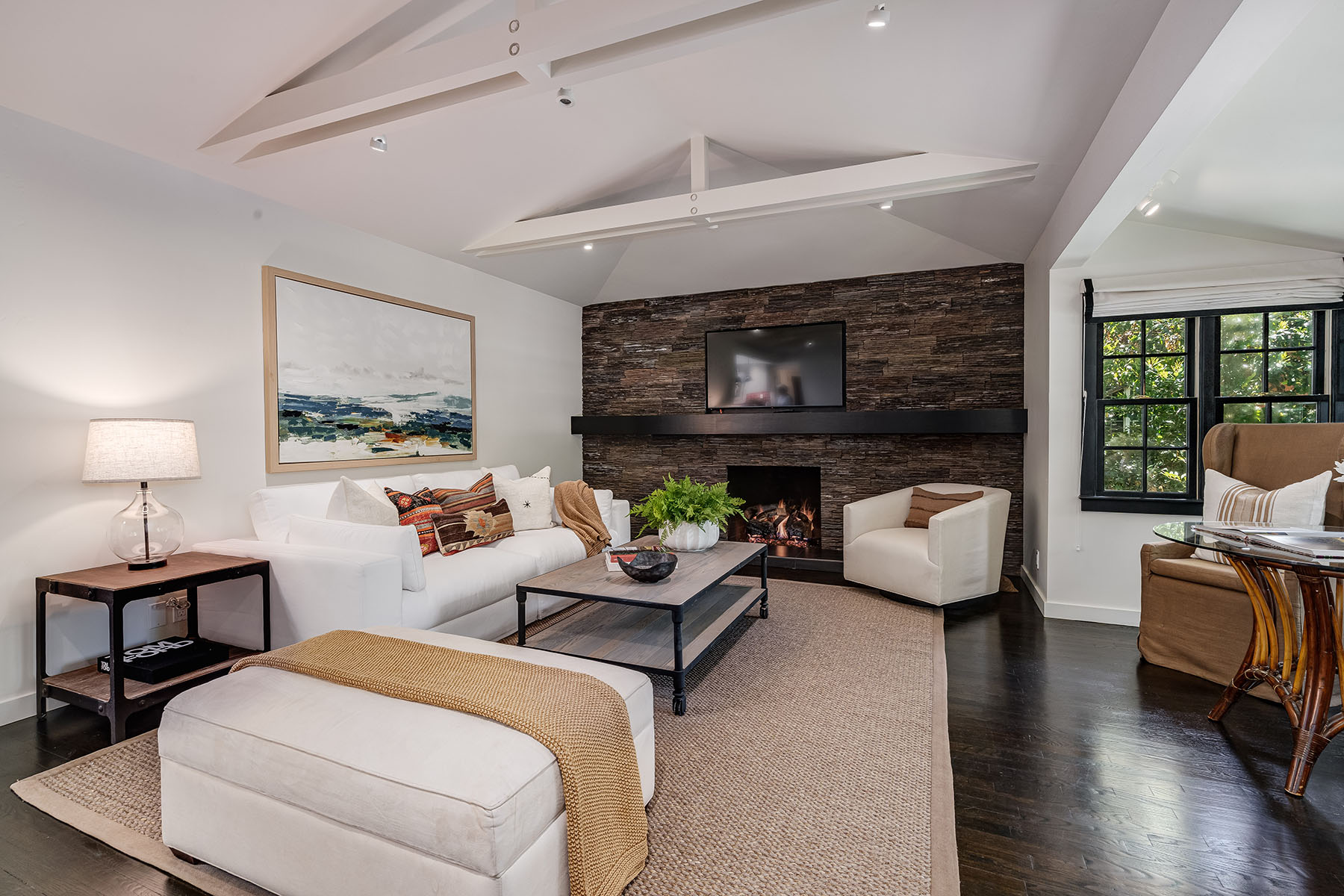 B01 - 095-DSC08372_ENF1-Edit