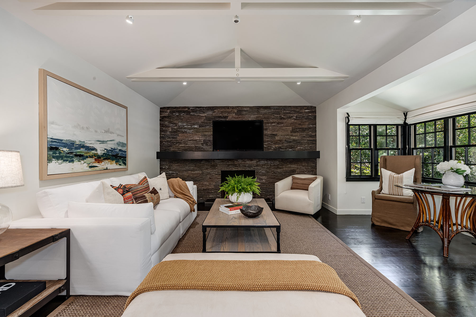 B02 - 096-DSC08379_ENF1-Edit