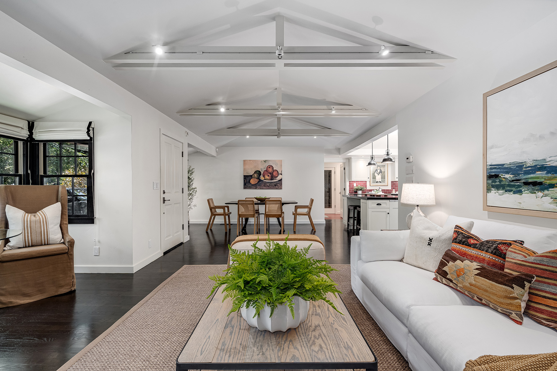 B04 - 099-DSC08400_ENF1-Edit