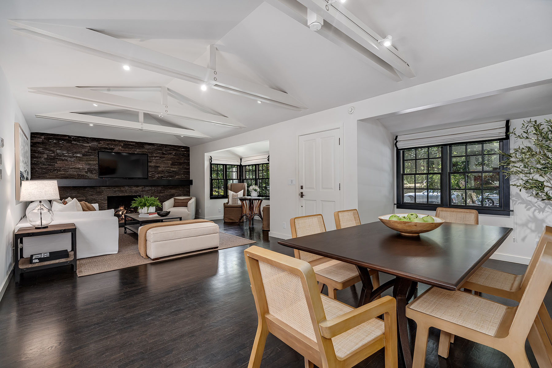 B06 - 101-DSC08416_ENF1-Edit