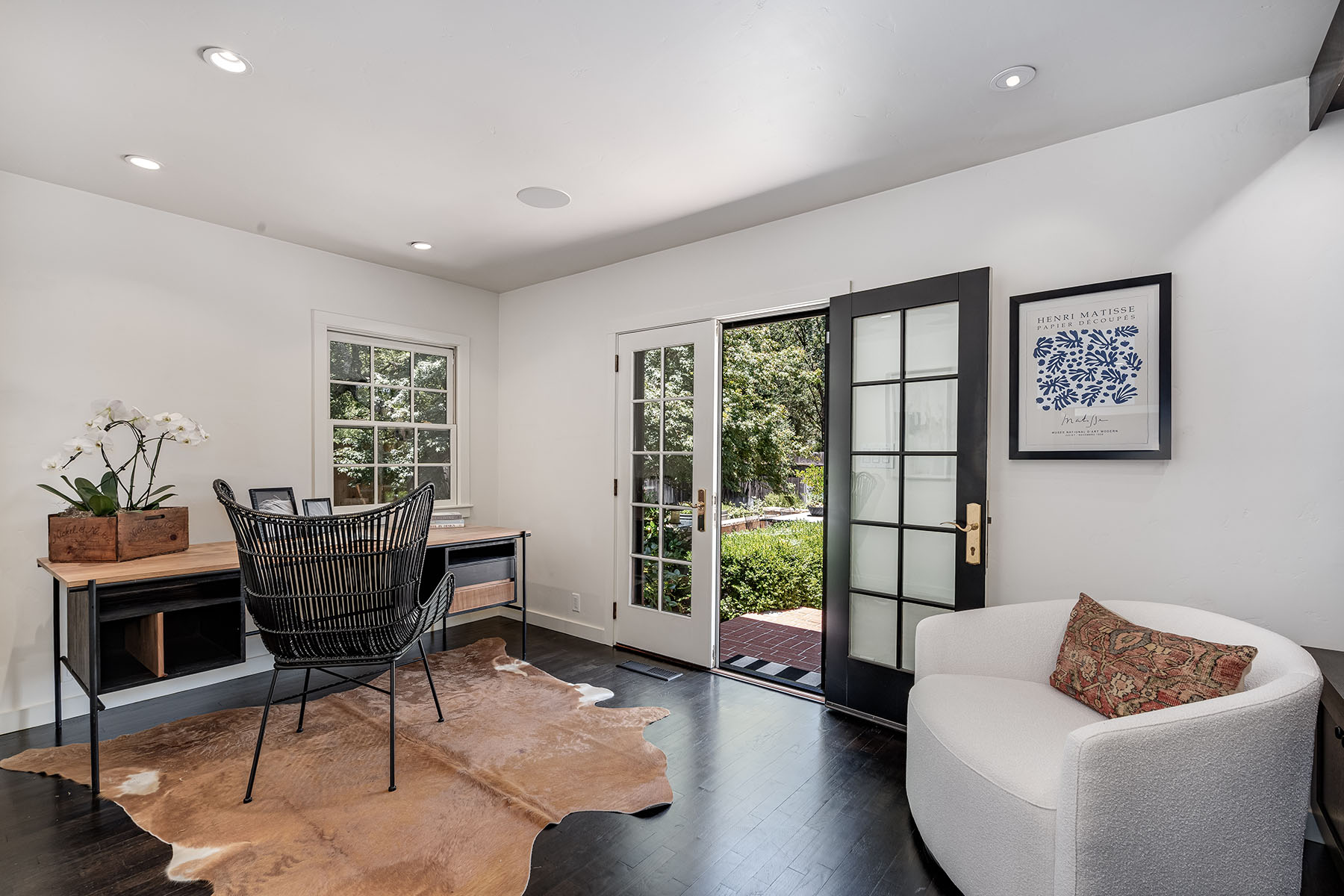 B16 - 117-DSC08537_ENF1-Edit