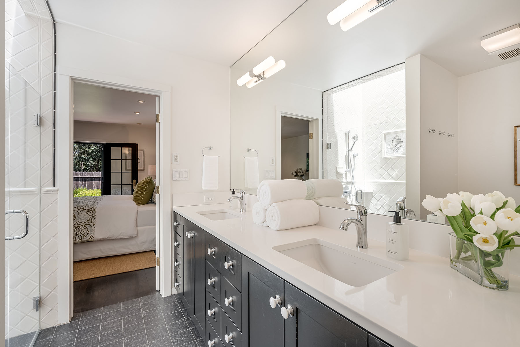 B19 - 119-DSC08560_ENF1-Edit