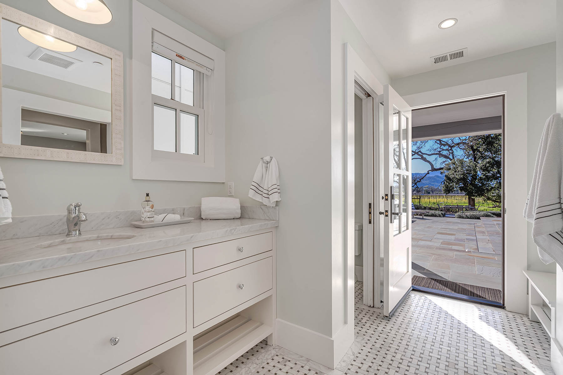 B31 - 210-DSC02374_ENF-Edit