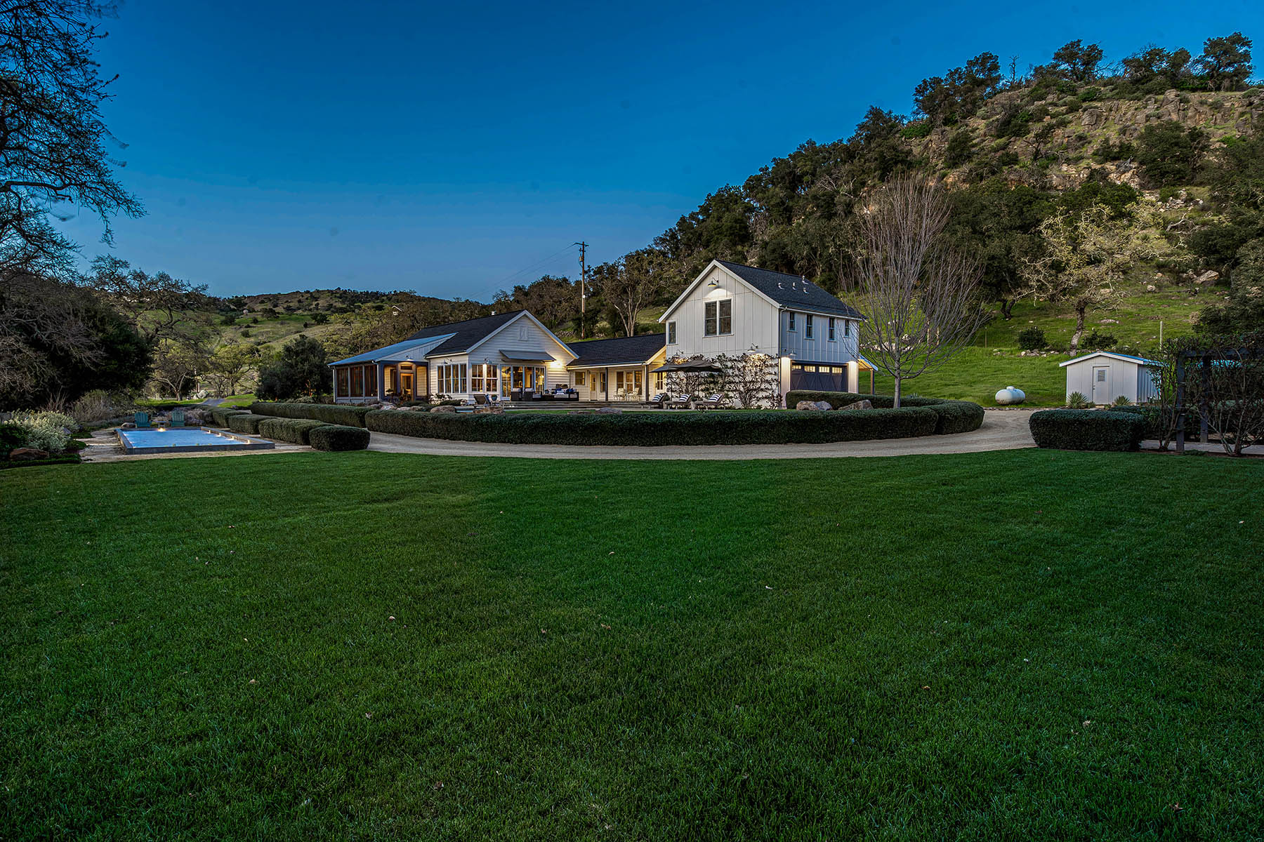 E04 - 253-DSC02531-Enhanced-NR