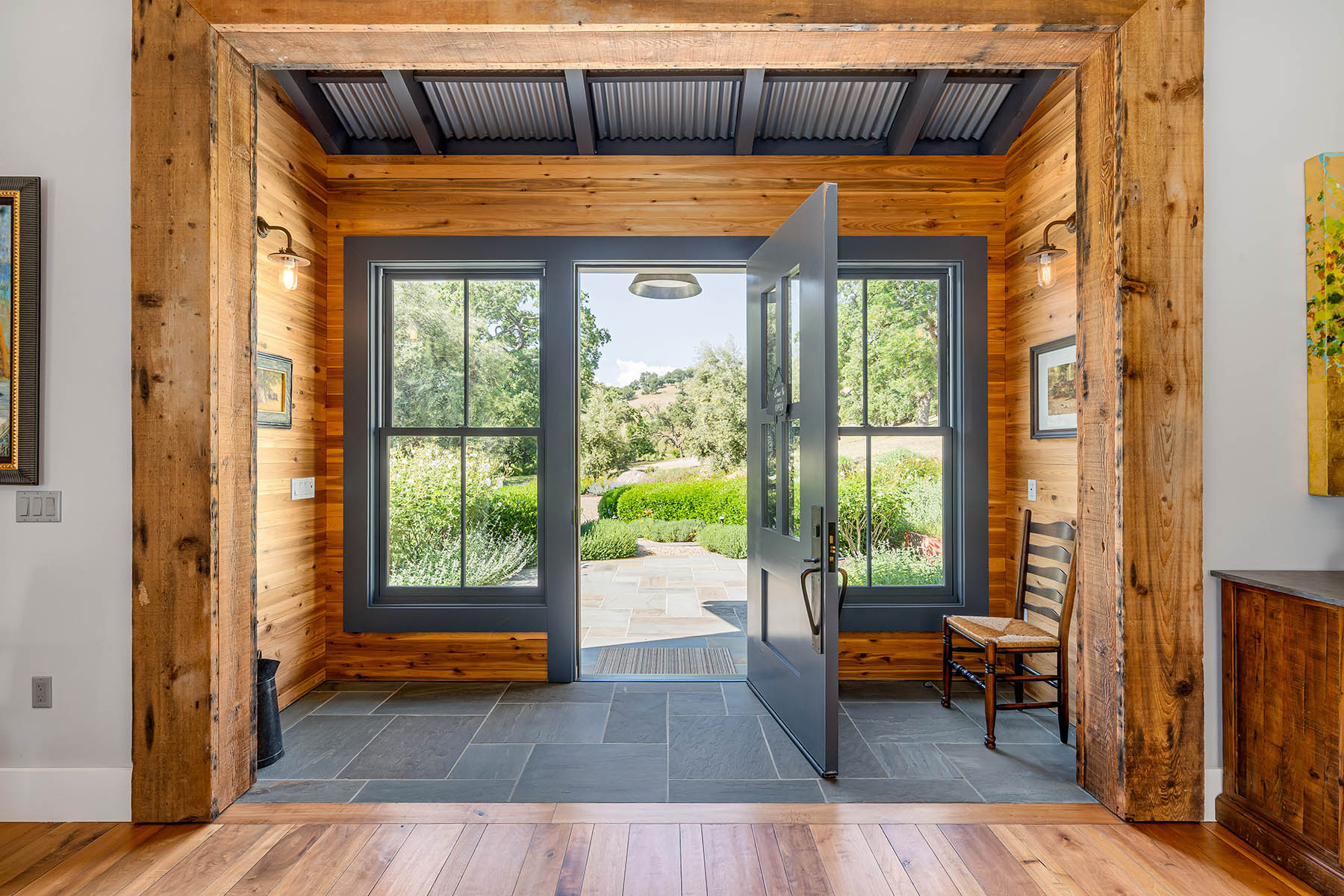 B01 - 323-DSC05864_ENF-Edit