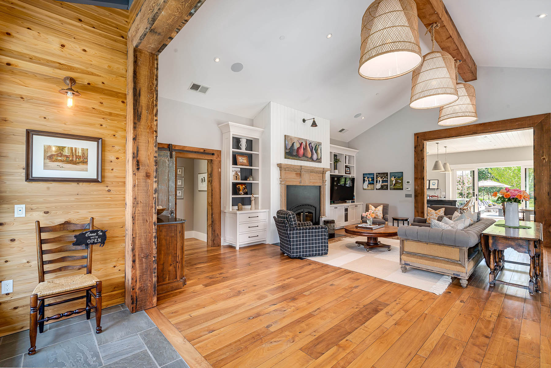 B02 - 326-DSC05887_ENF-Edit