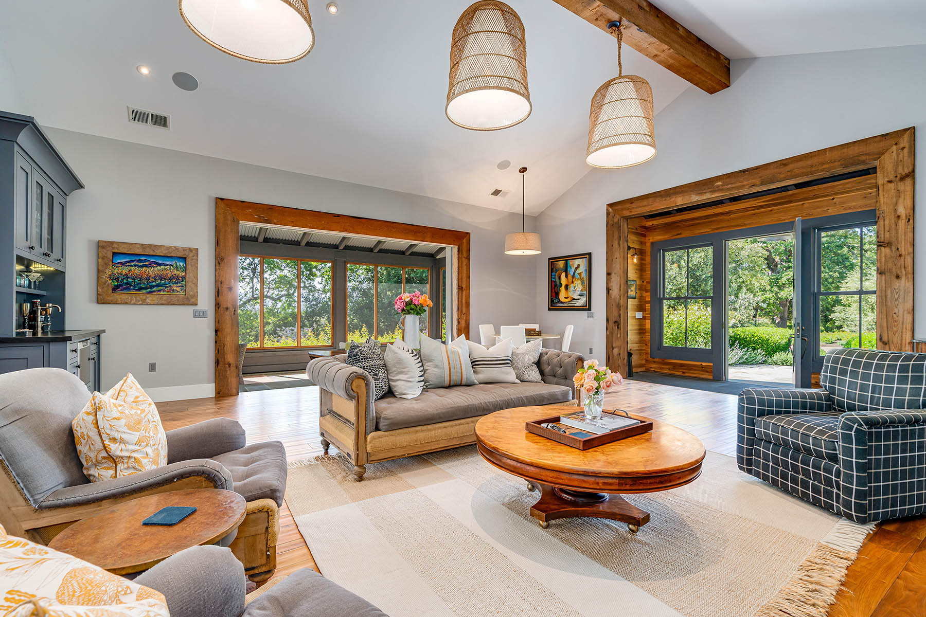 B09 - 318-DSC05824_ENF-Edit