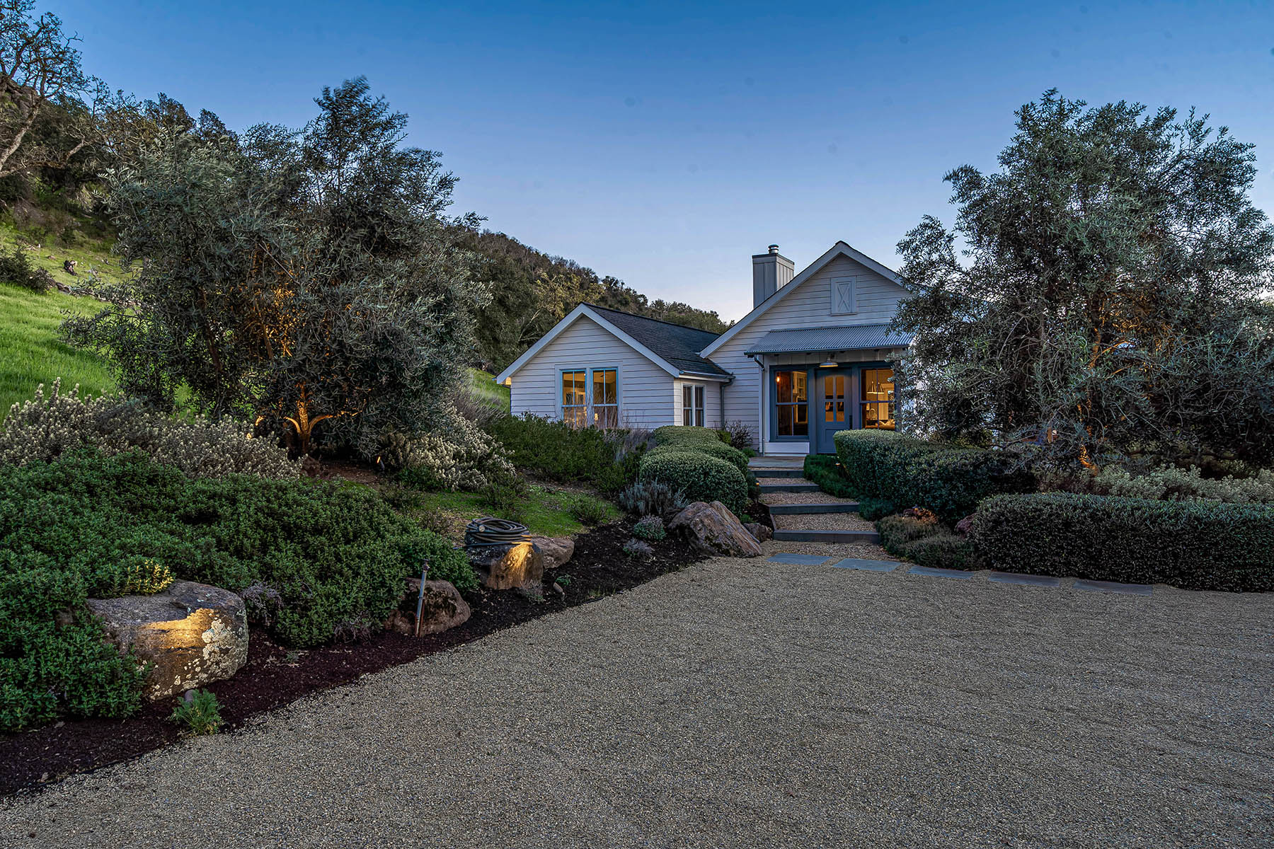 E01 - 241-DSC02494-Enhanced-NR