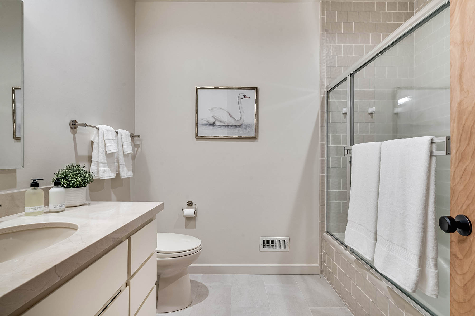 B20 - 254-DSC04875_ENF