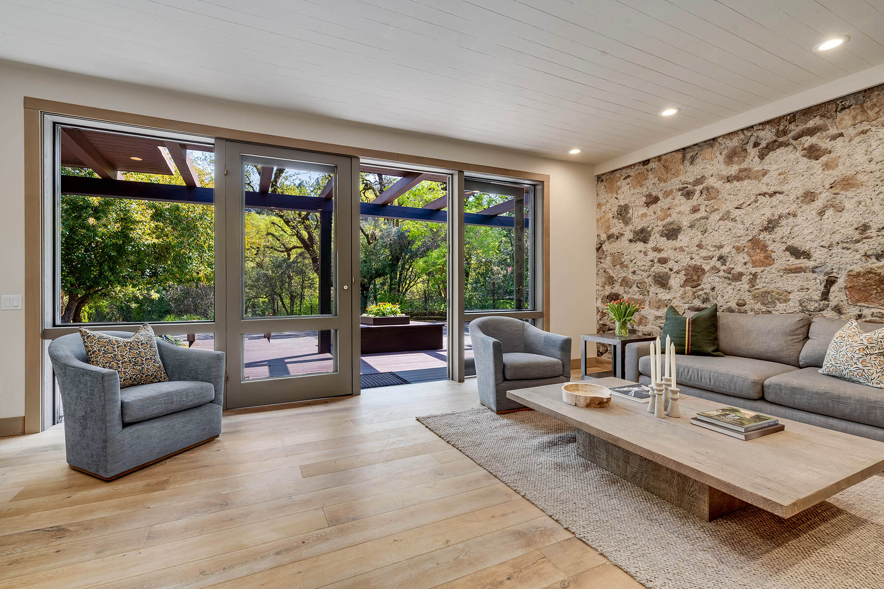 B35 - 177-DSC01457_ENF-Edit