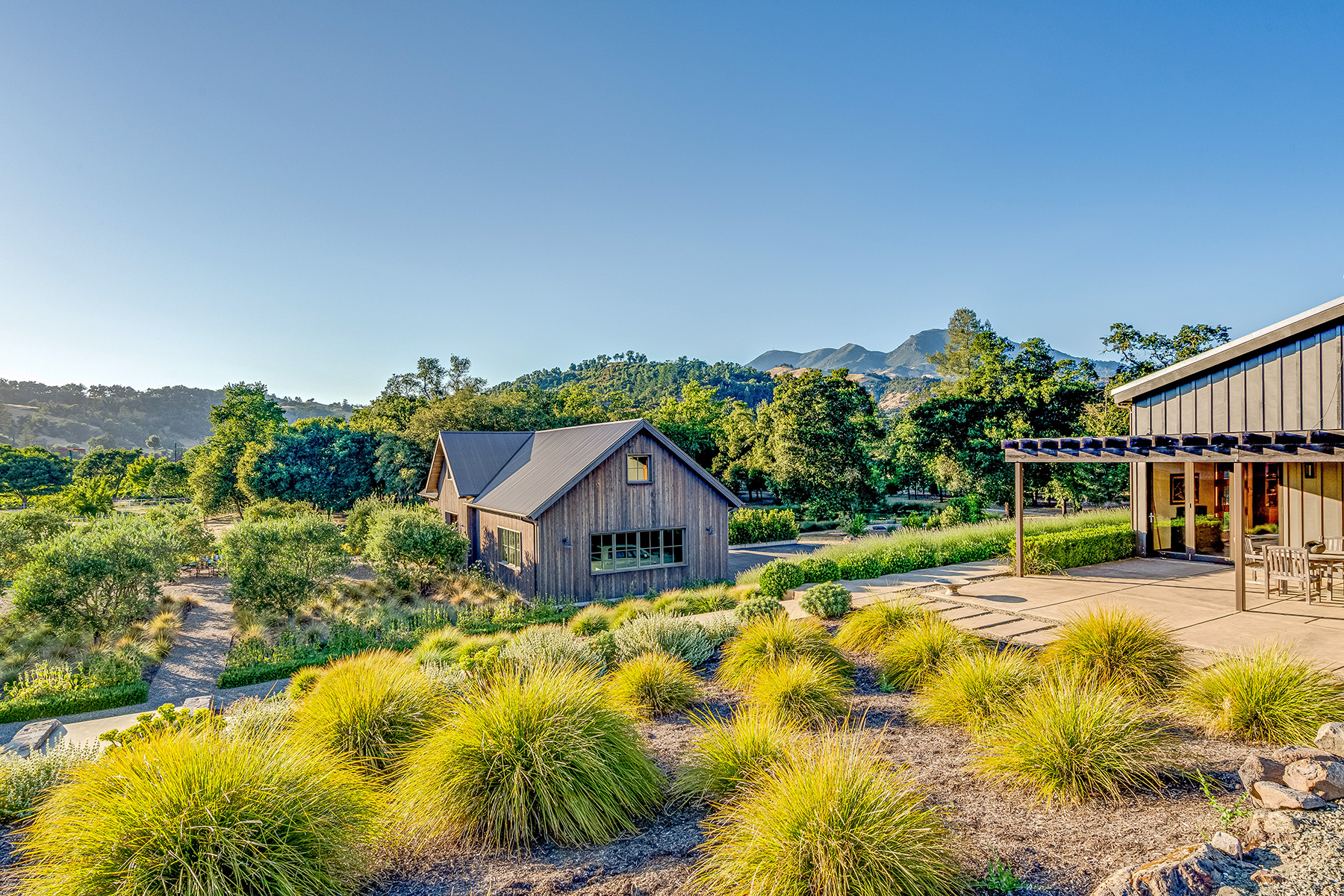 E10 - 209-DSC07902_ENF