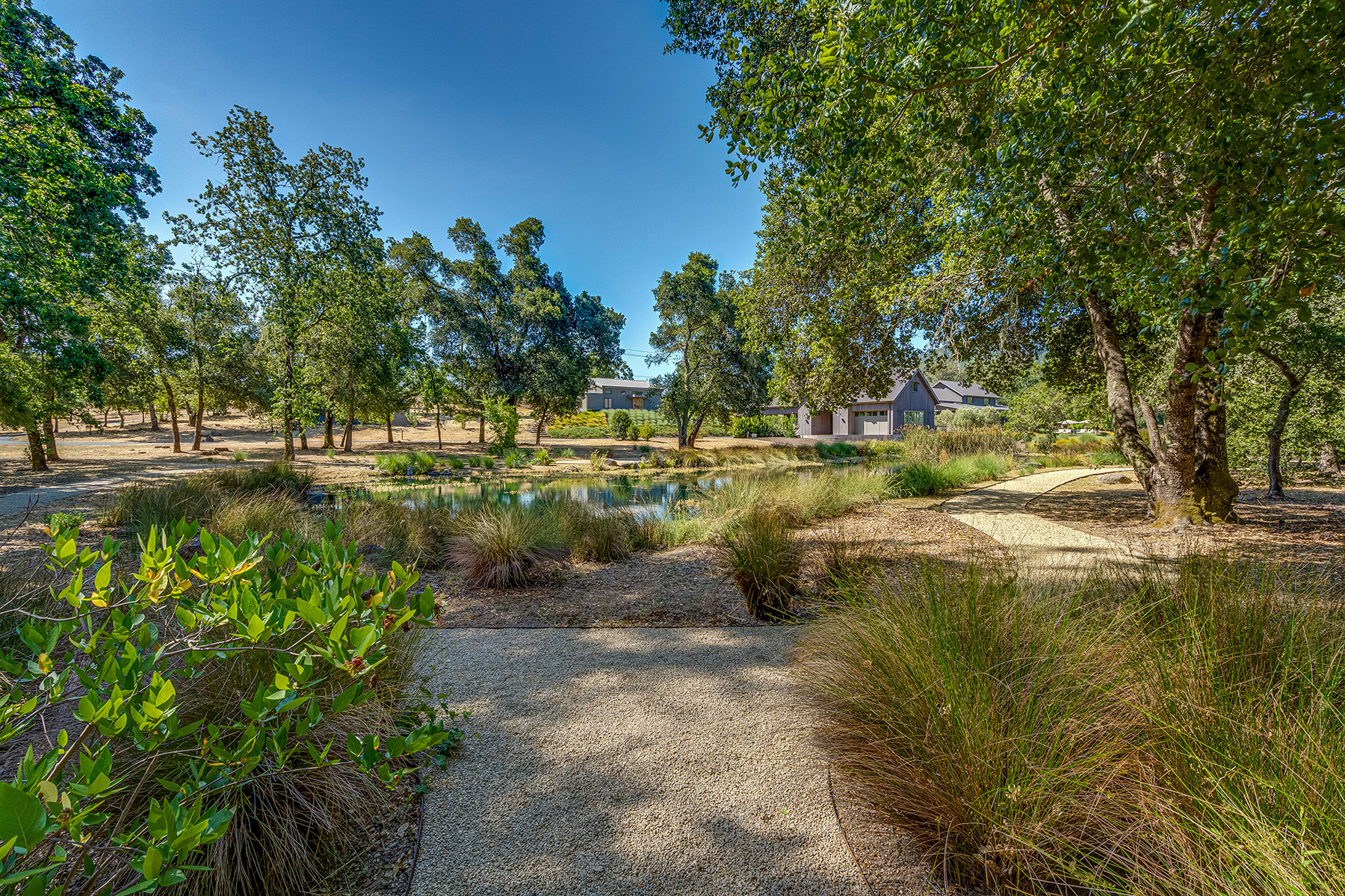 F03 - 319-DSC08231_ENF