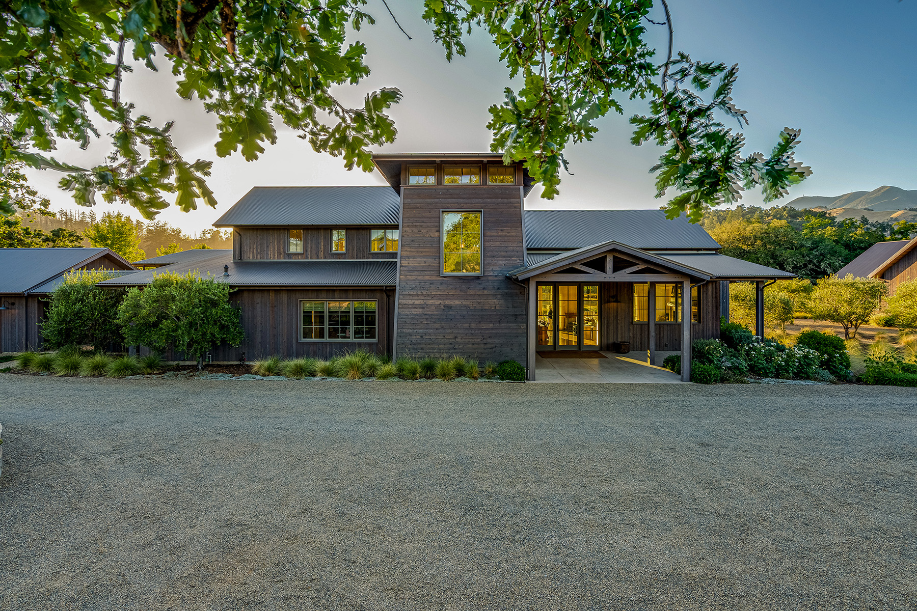 H02 - 263-DSC08064_ENF