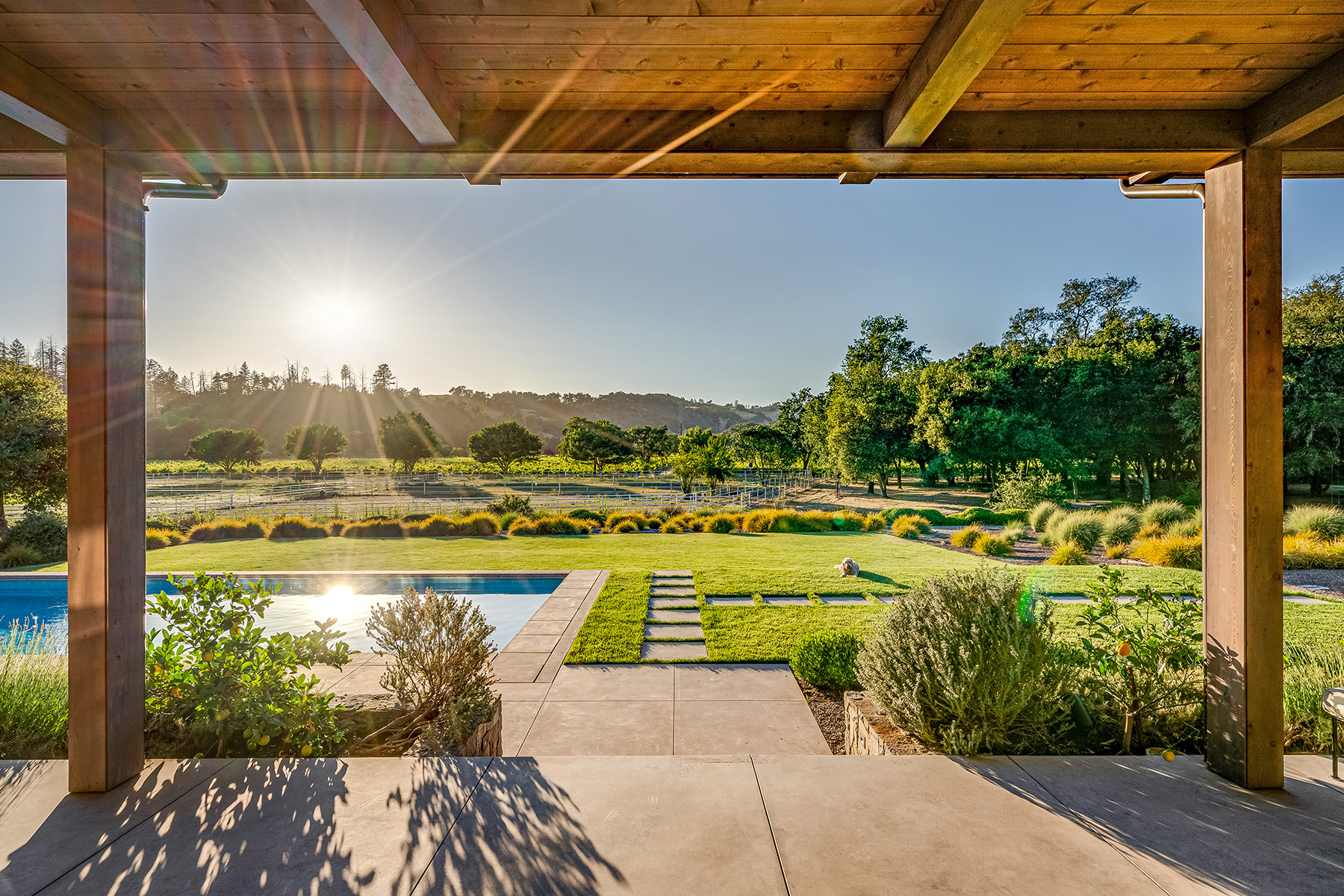 H06 - 250-DSC08025_ENF