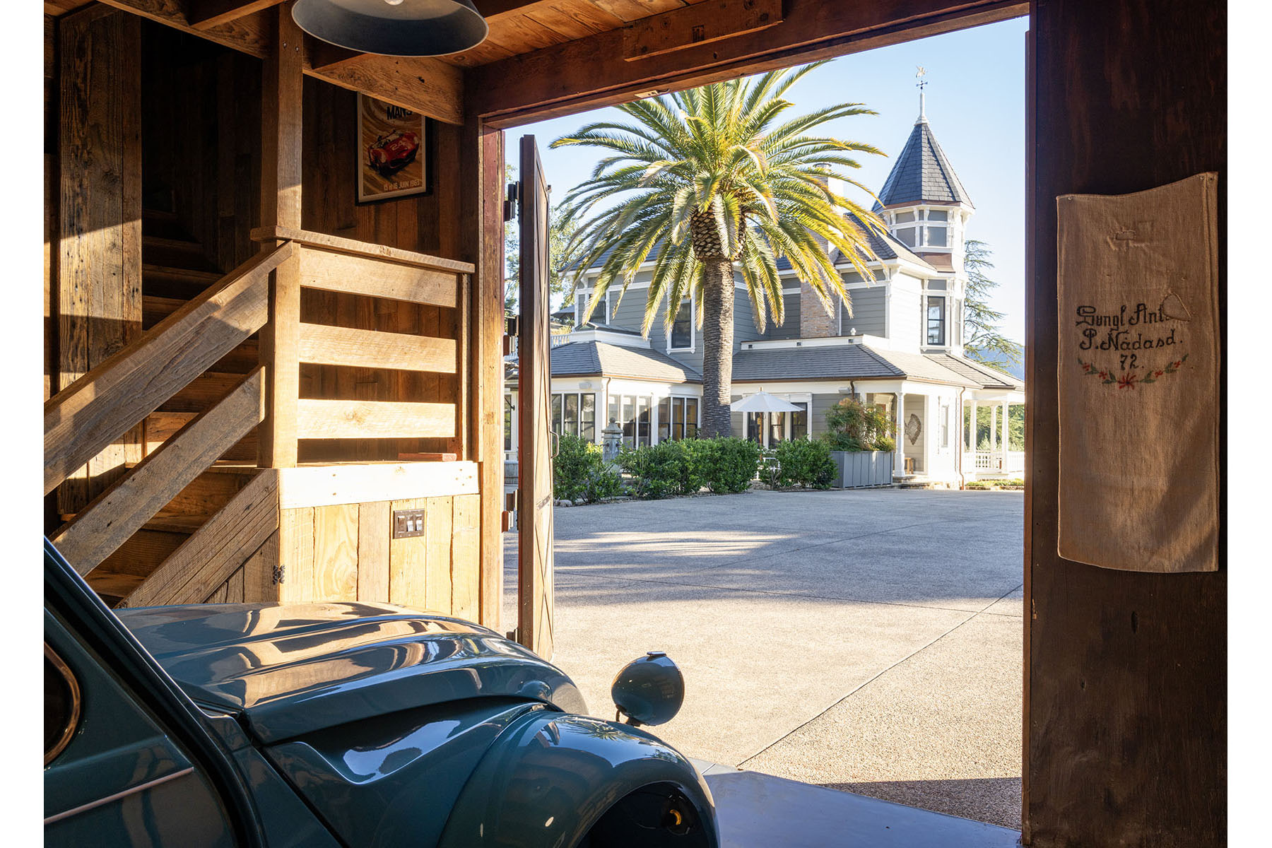 D01 - 400 Meadwood HR-75-EDITED