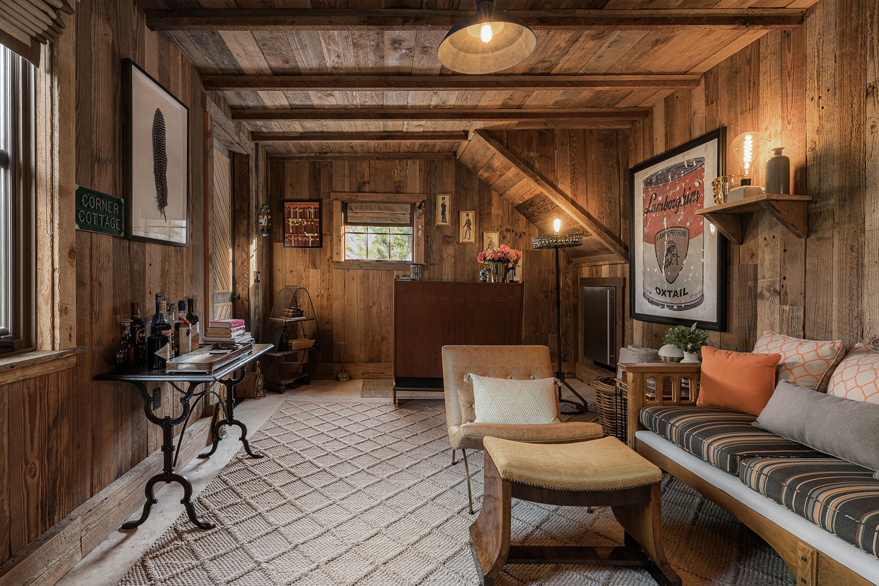 D03 - 400 Meadwood HR-33