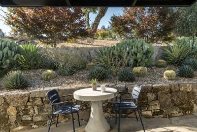 E04 - 400 Meadwood HR-27