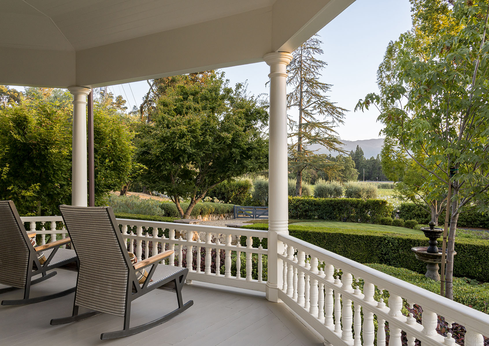 B12 - 400 Meadwood HR-7