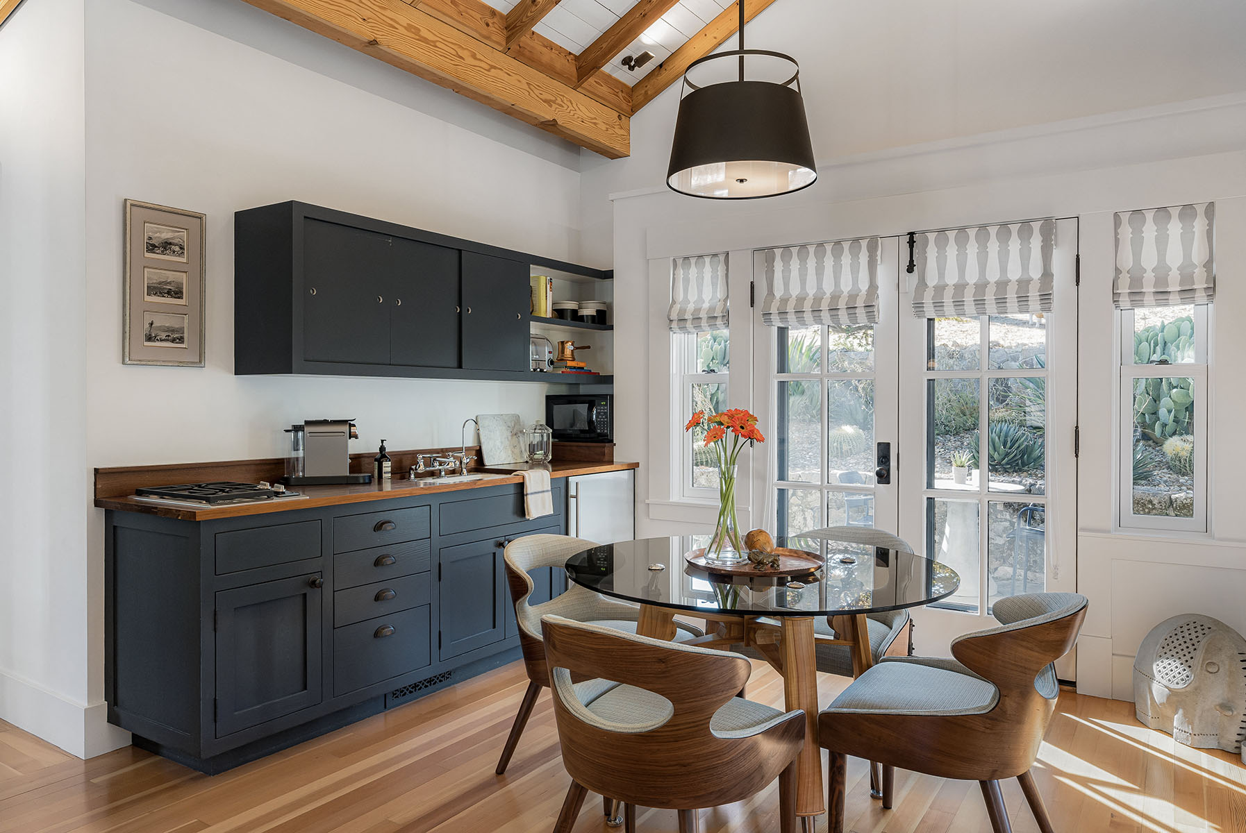 E03 - 400 Meadwood HR-28