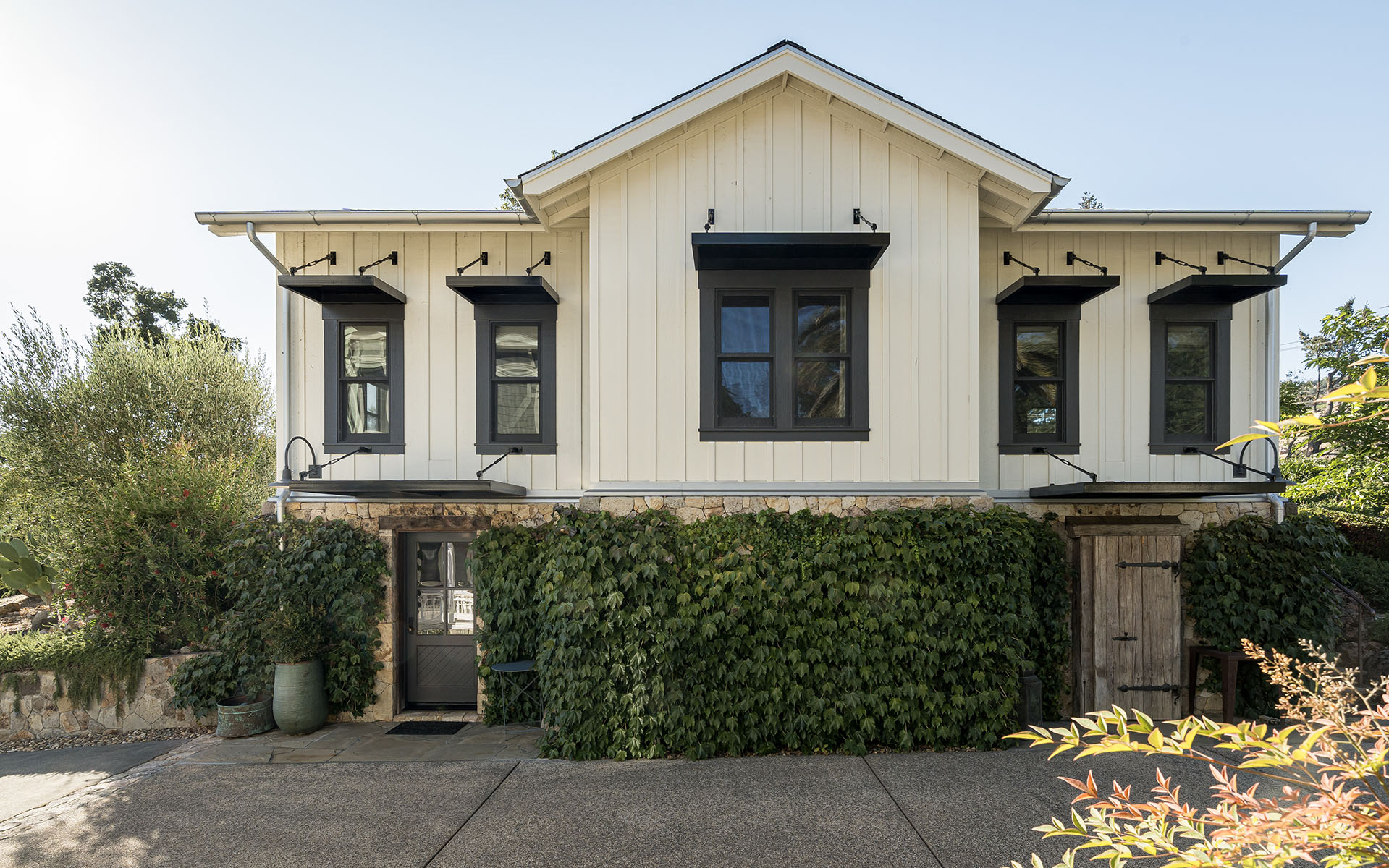 E09 - 400 Meadwood HR-30