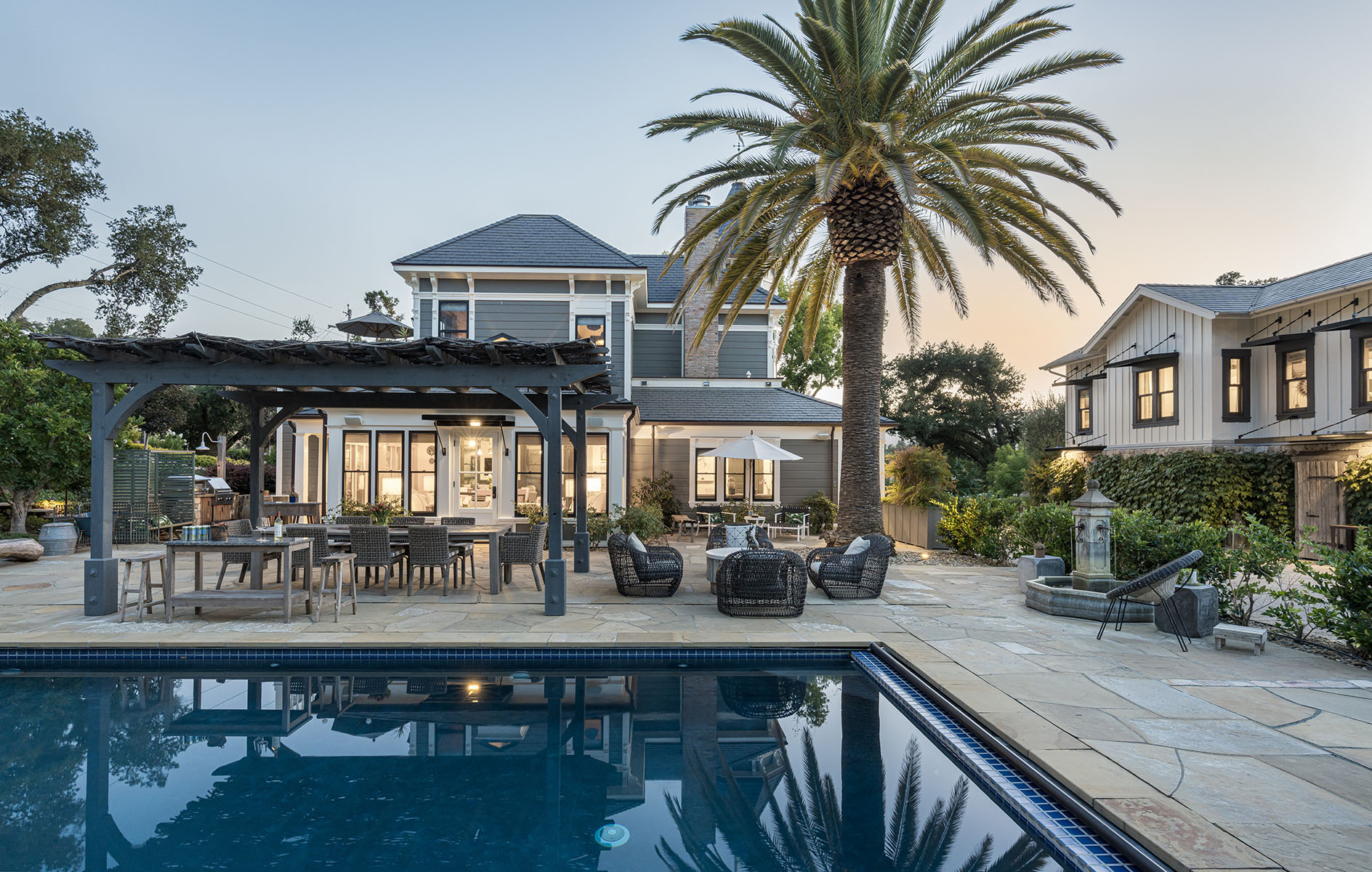 F12 - 400 Meadwood HR-8