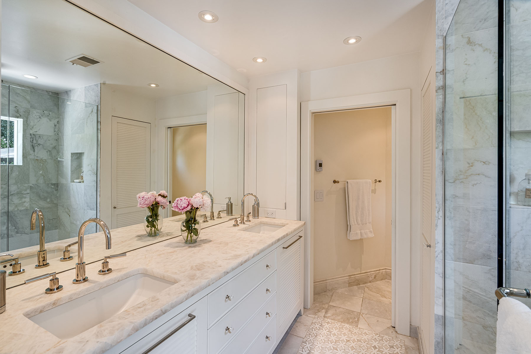 B17 - 81-DSC09892_ENF-Edit