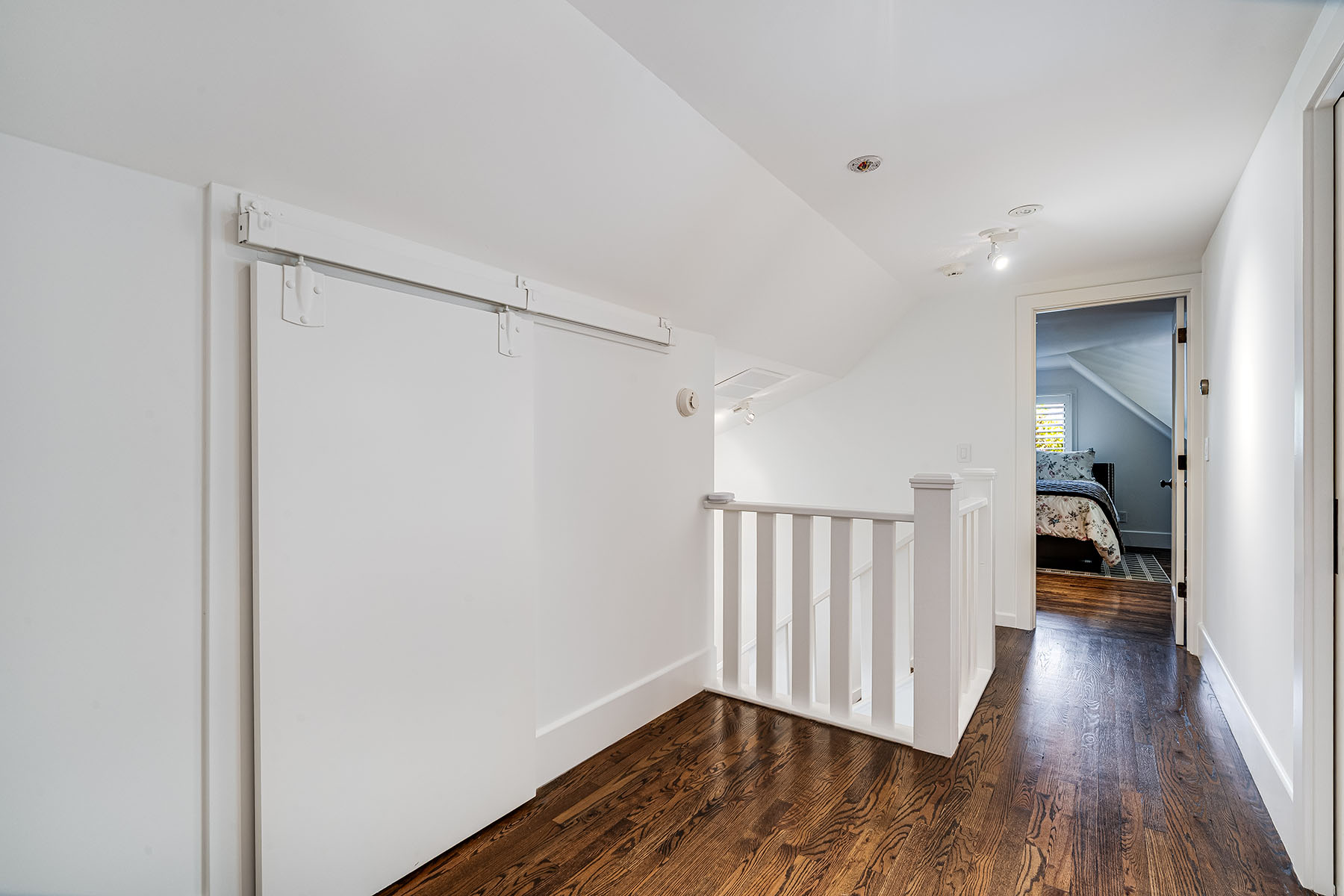 B23 - 85-DSC09918_ENF-Edit