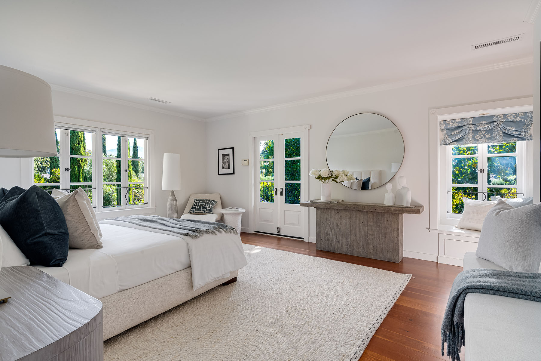 C24 - DSC09066_ENF-Edit