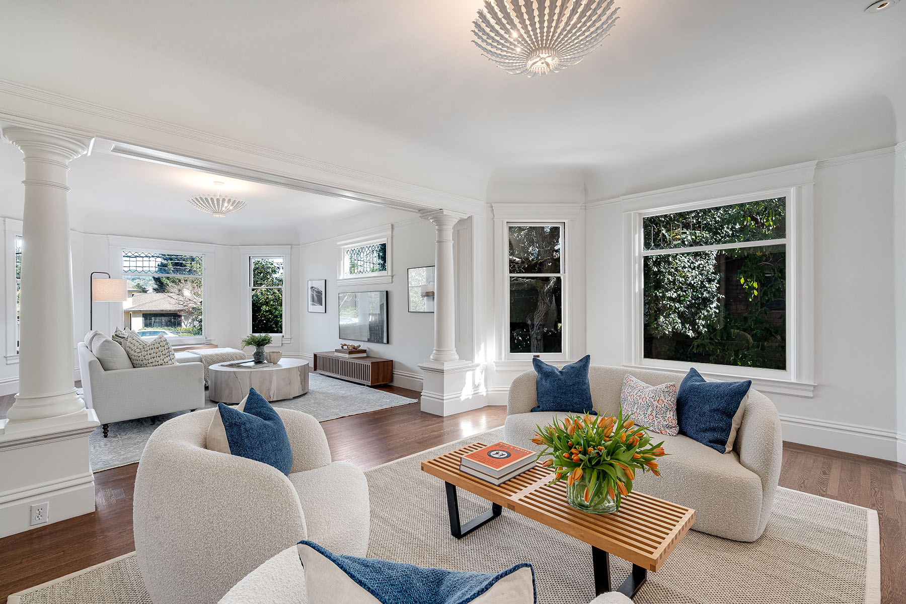 B10 - 046-DSC00125_ENF-Edit