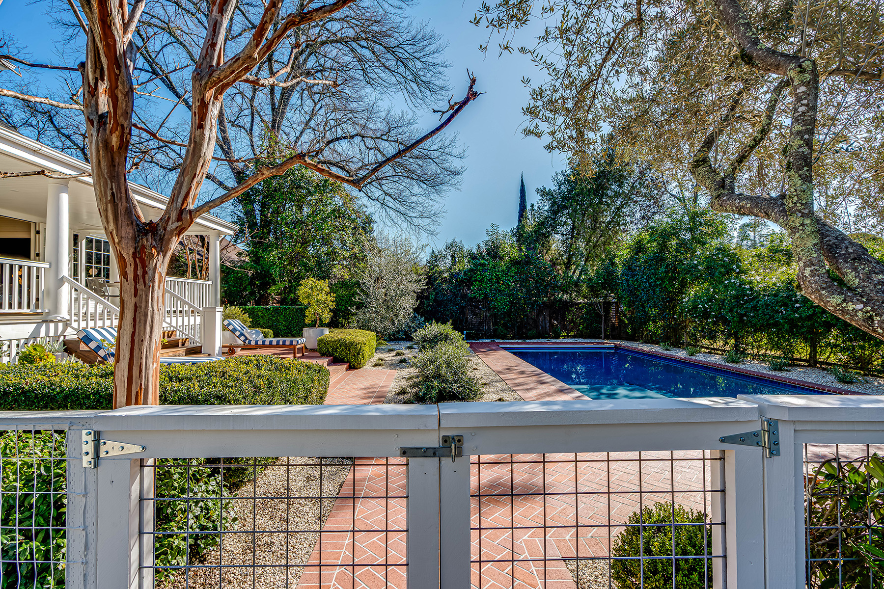 C13 - 158-DSC09750_ENF-Edit