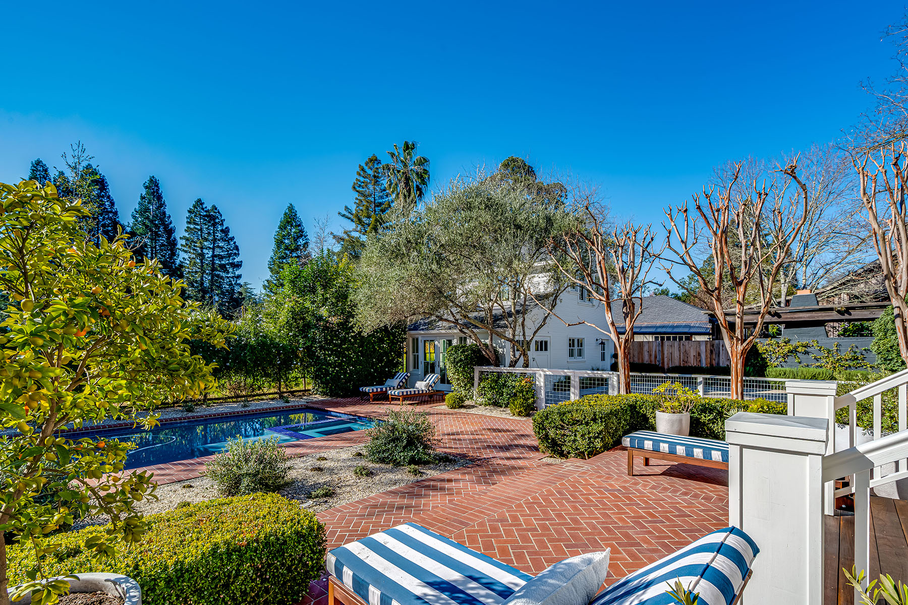 D03 - 175-DSC09801_ENF