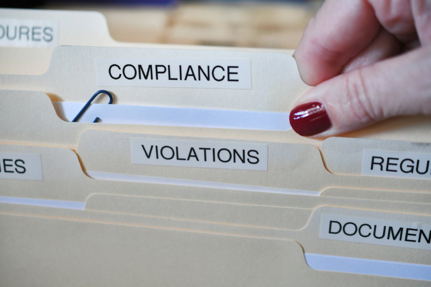 Common Compliance Mistakes Without a Corporate Secretary