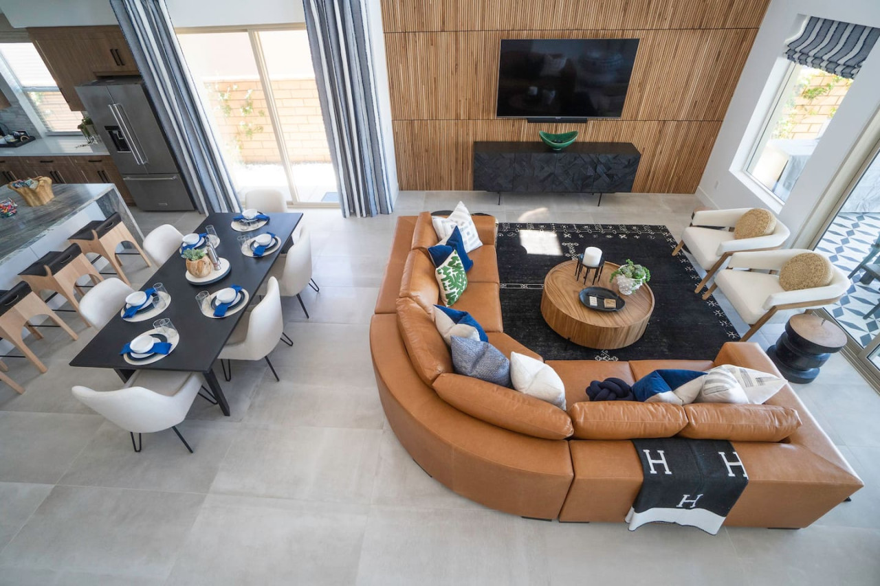 The Chameleon Villa