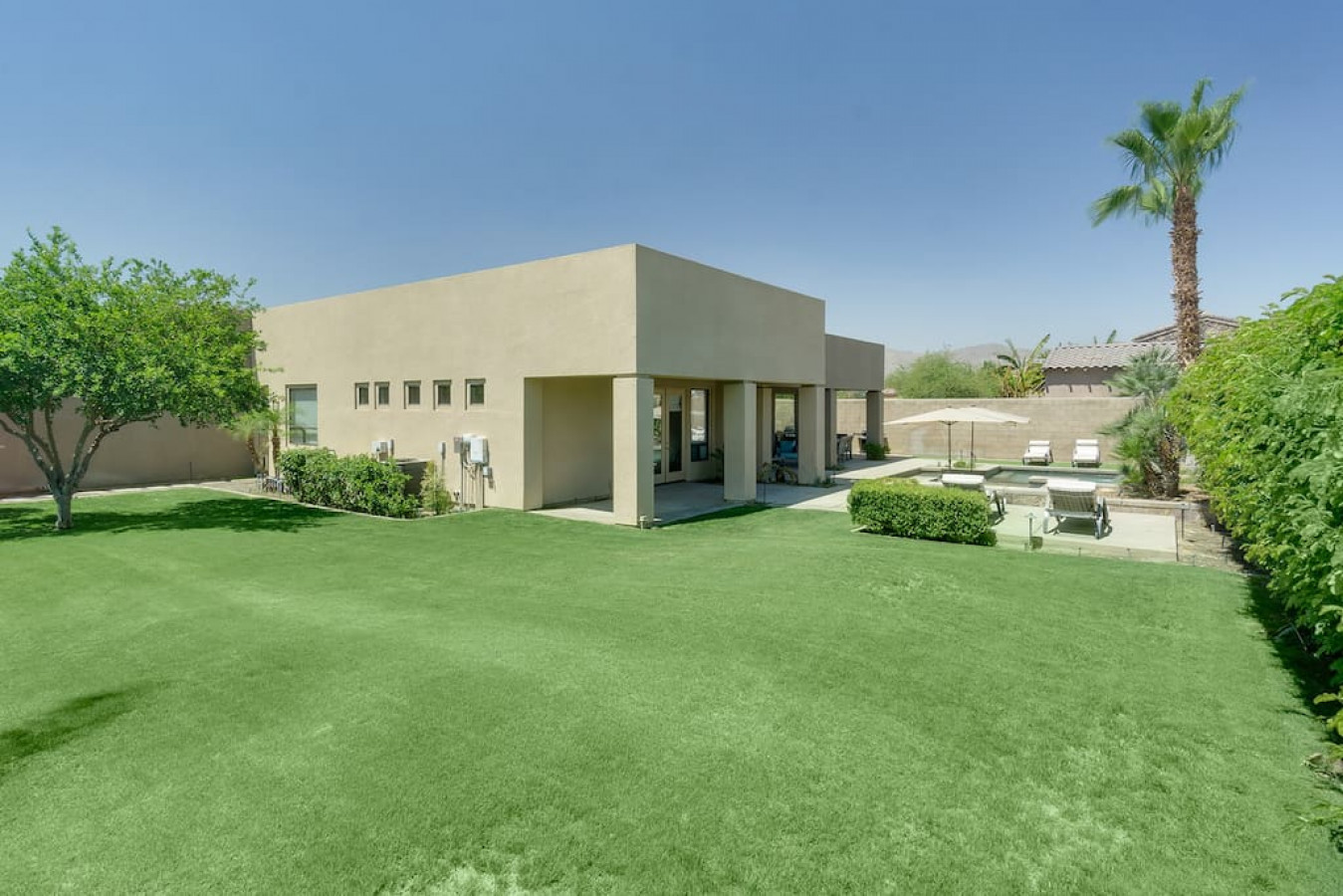 The Breeze Villa