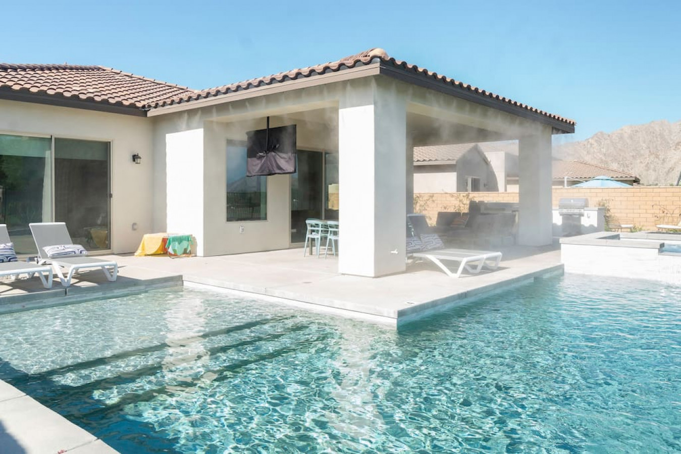 The Royal Villa