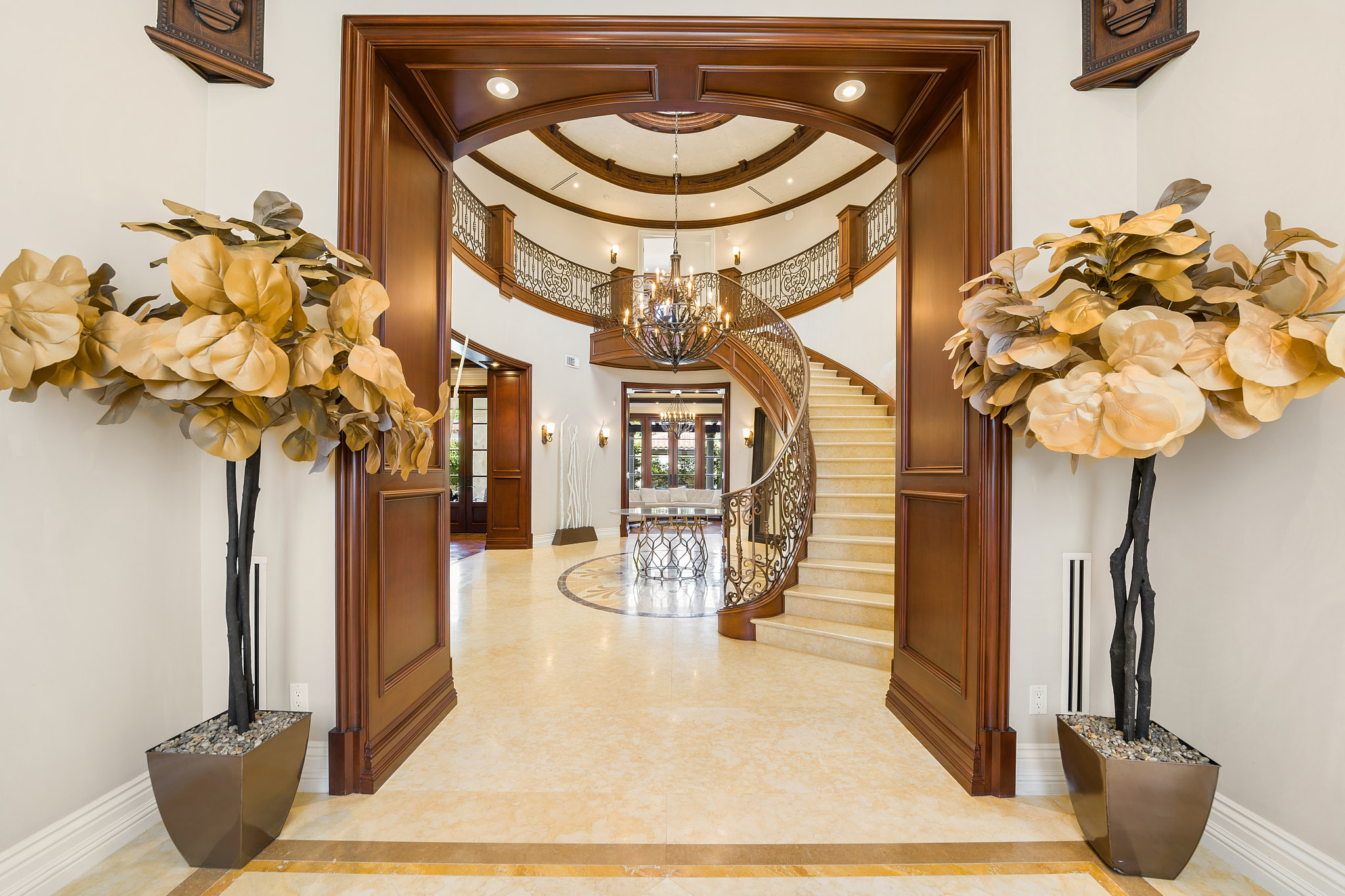 The Palm Mansion
