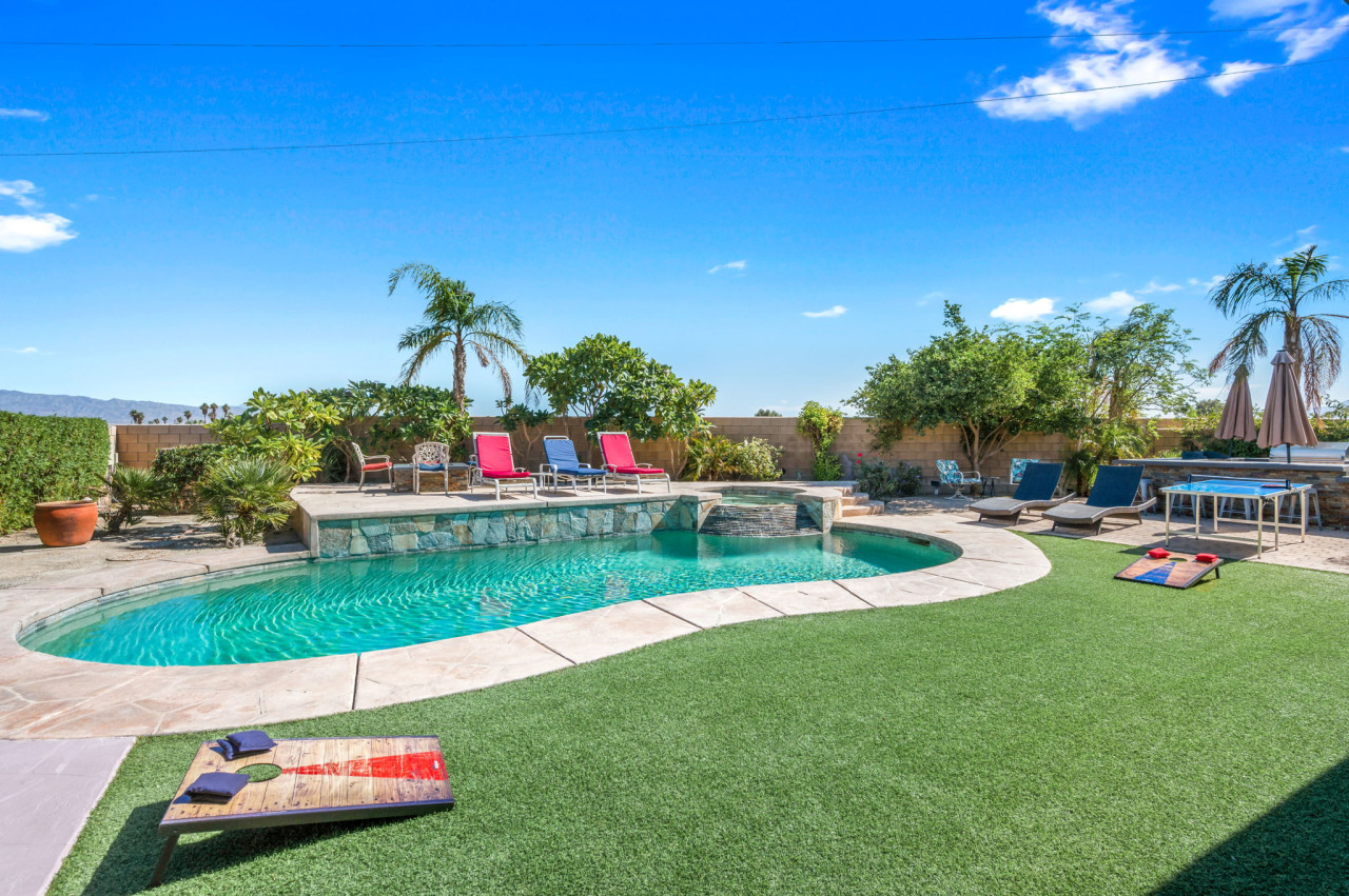 The Seahawk Villa