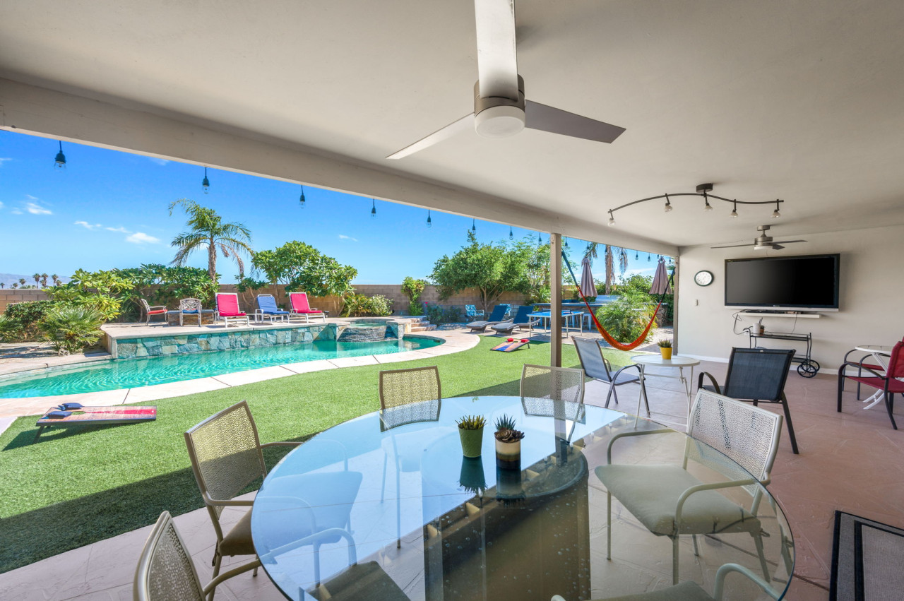 The Seahawk Villa