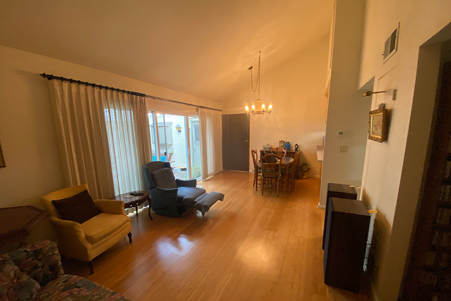 10933 Sweet Oak