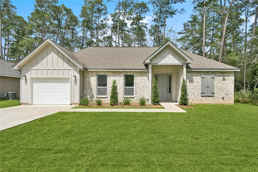 69206 4th Avenue, Covington, LA 70433 is now new to the market!