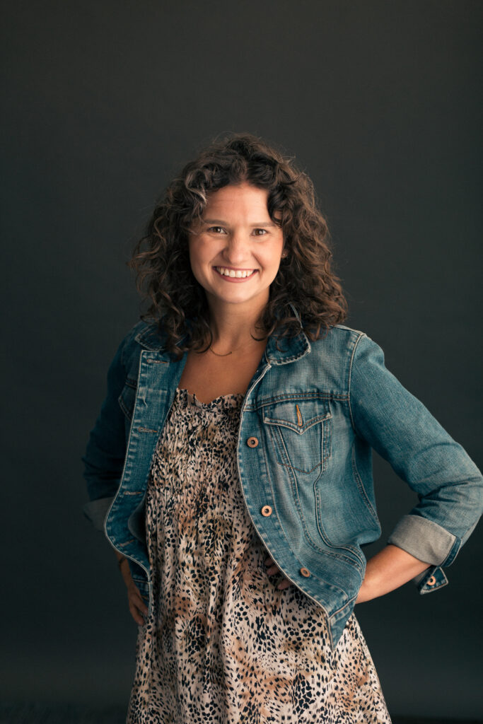 Kelly Aratoon