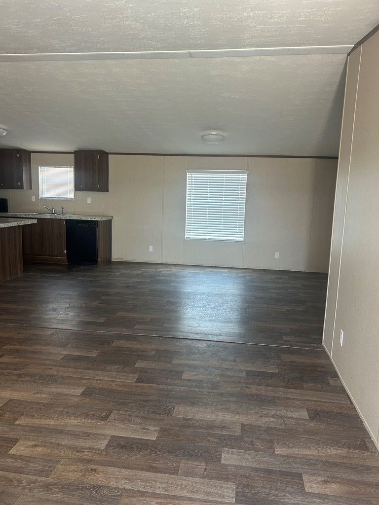 Listing Main Thumbnail #1