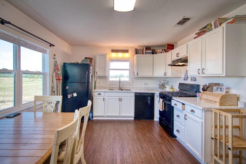 Listing Main Thumbnail #1