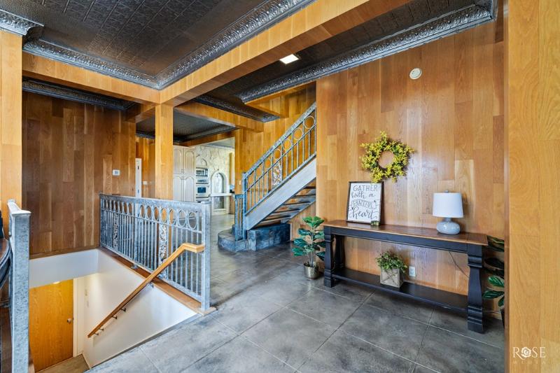 Listing Main Thumbnail #1