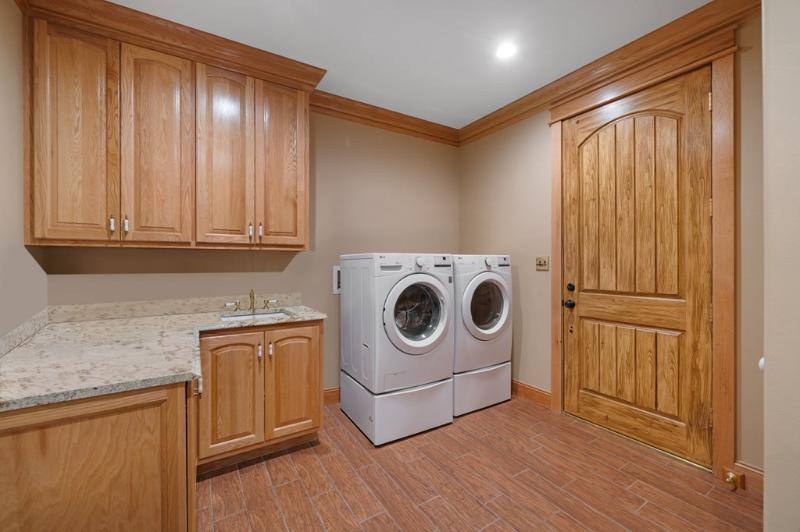 Listing Main Thumbnail #1